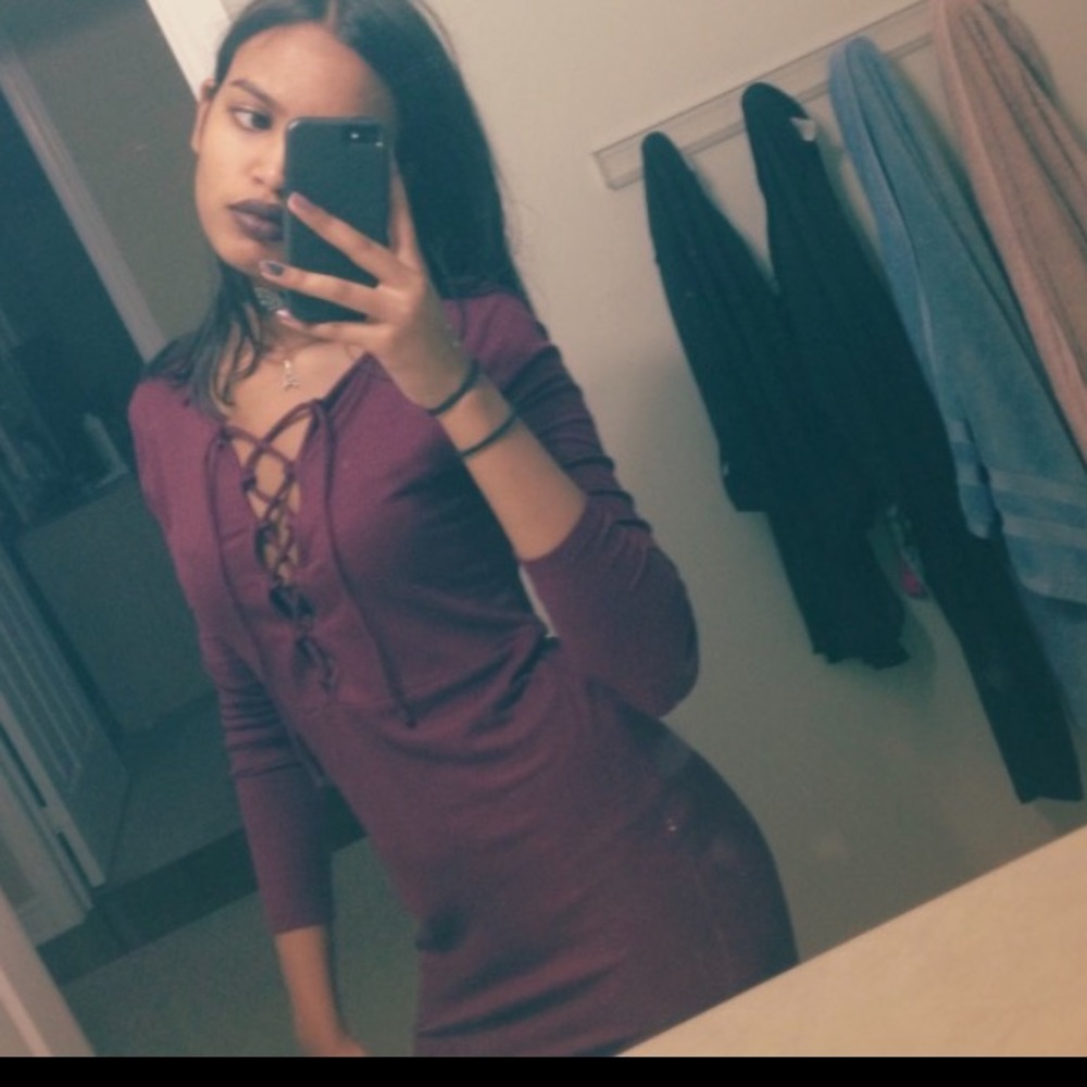 Forever 21: Maroon Ribbed bodycon Dress